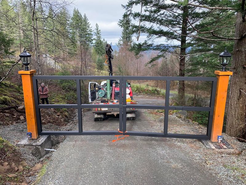 Double Driveway Gate